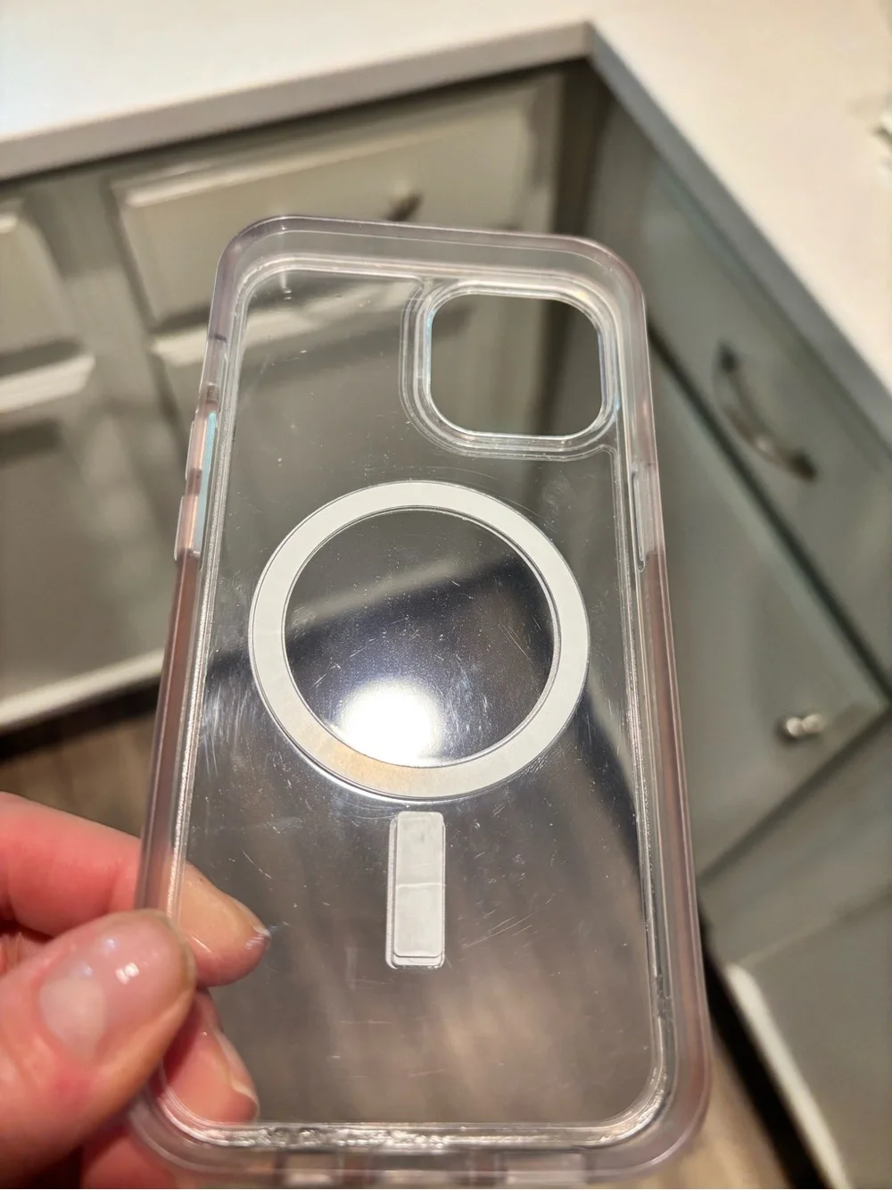 OtterBox Symmetry Series Clear Case. Snaps to MagSafe. iPhone 15